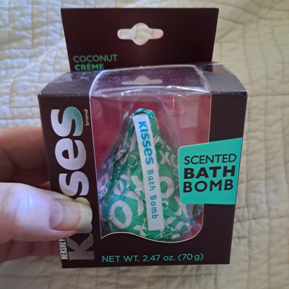 Mixed Large & XL Chocolate, Fruit, Floral Luscious Limited Edition Bath Bombs - Picture 16 of 16